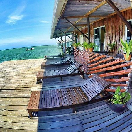 Hotel Sipadan Micro Dive Mabul Island Exterior foto